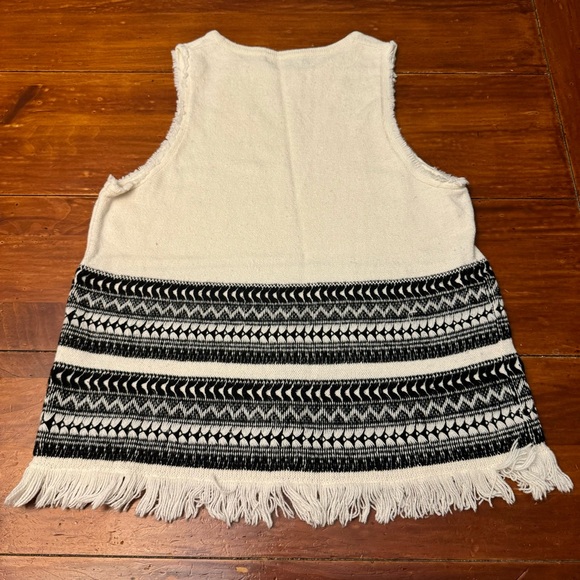Madewell Size Medium Villagrove Sweater Tank in Ivory and Black with Fringe - Picture 8 of 8